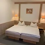 Affittacamere Zum Floesser